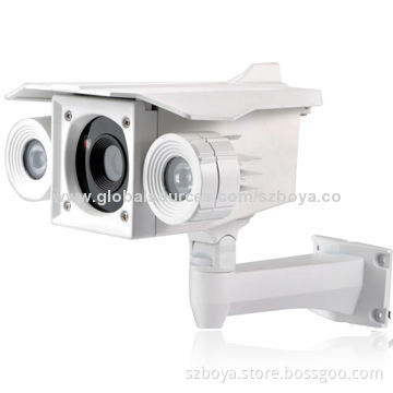 960p 1.3 Megapixel Water-resistant IR IP Camera with POE, 2.8-12mm Varifocal Lens, P2P, 80m IR